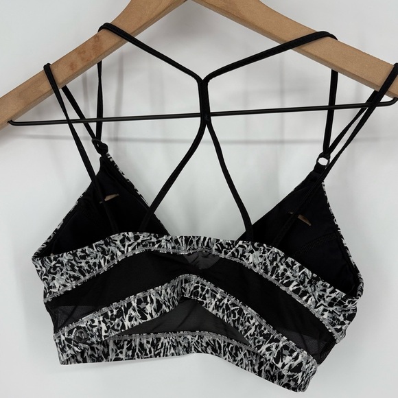 Lululemon Go With The Flow Top Iced Wave White Black / Black - Picture 4 of 9
